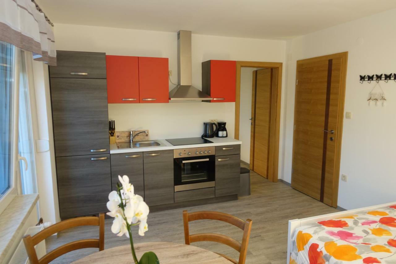 Apartments Laura Farm Stay พอดเชเทอร์เทค ภายนอก รูปภาพ