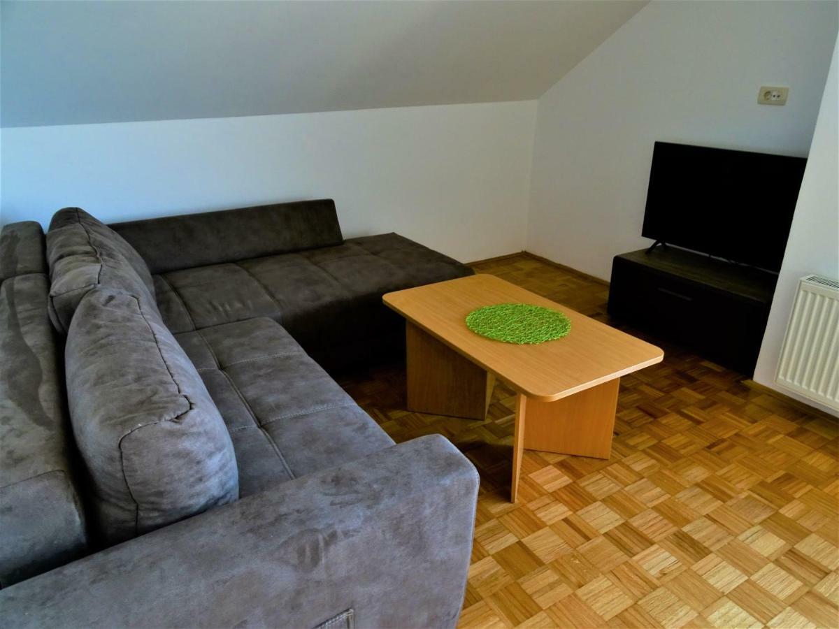 Apartments Laura Farm Stay พอดเชเทอร์เทค ภายนอก รูปภาพ
